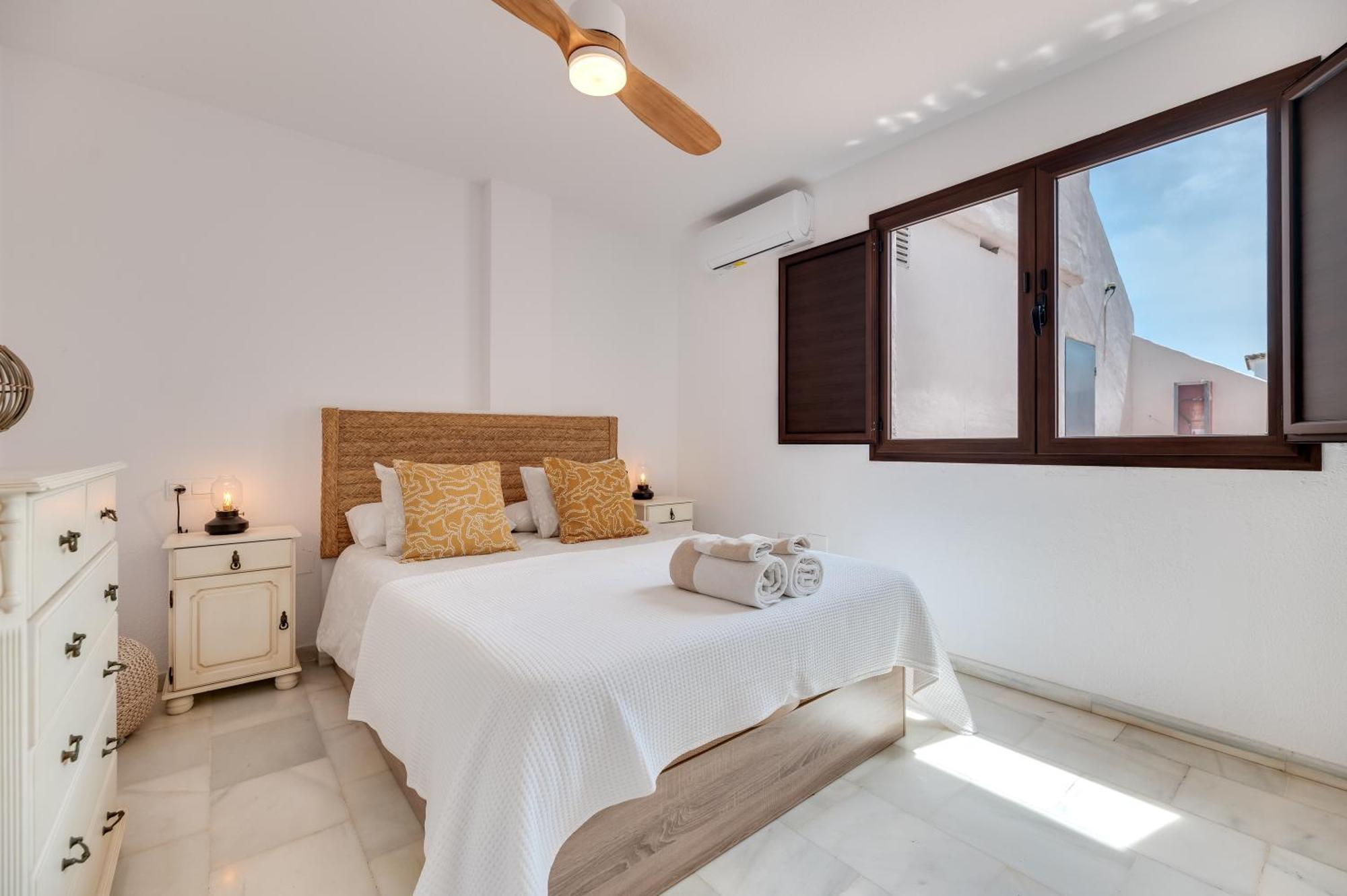 Apartamento Con Amplio Porche Y Bbq Benalmadena Exterior photo