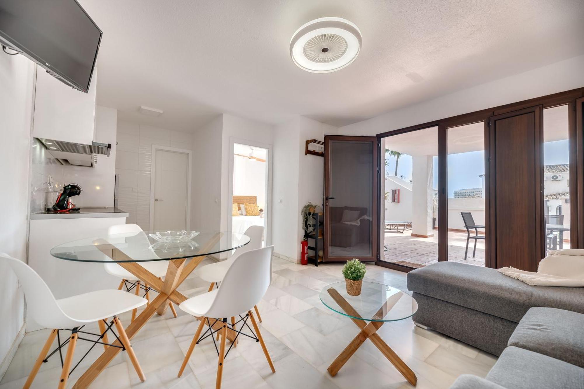 Apartamento Con Amplio Porche Y Bbq Benalmadena Exterior photo